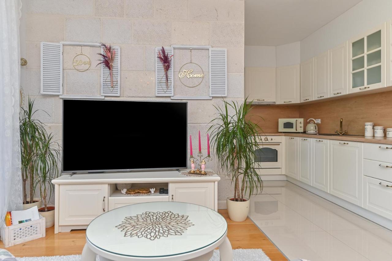Apartment Daninovica II Макарска Экстерьер фото